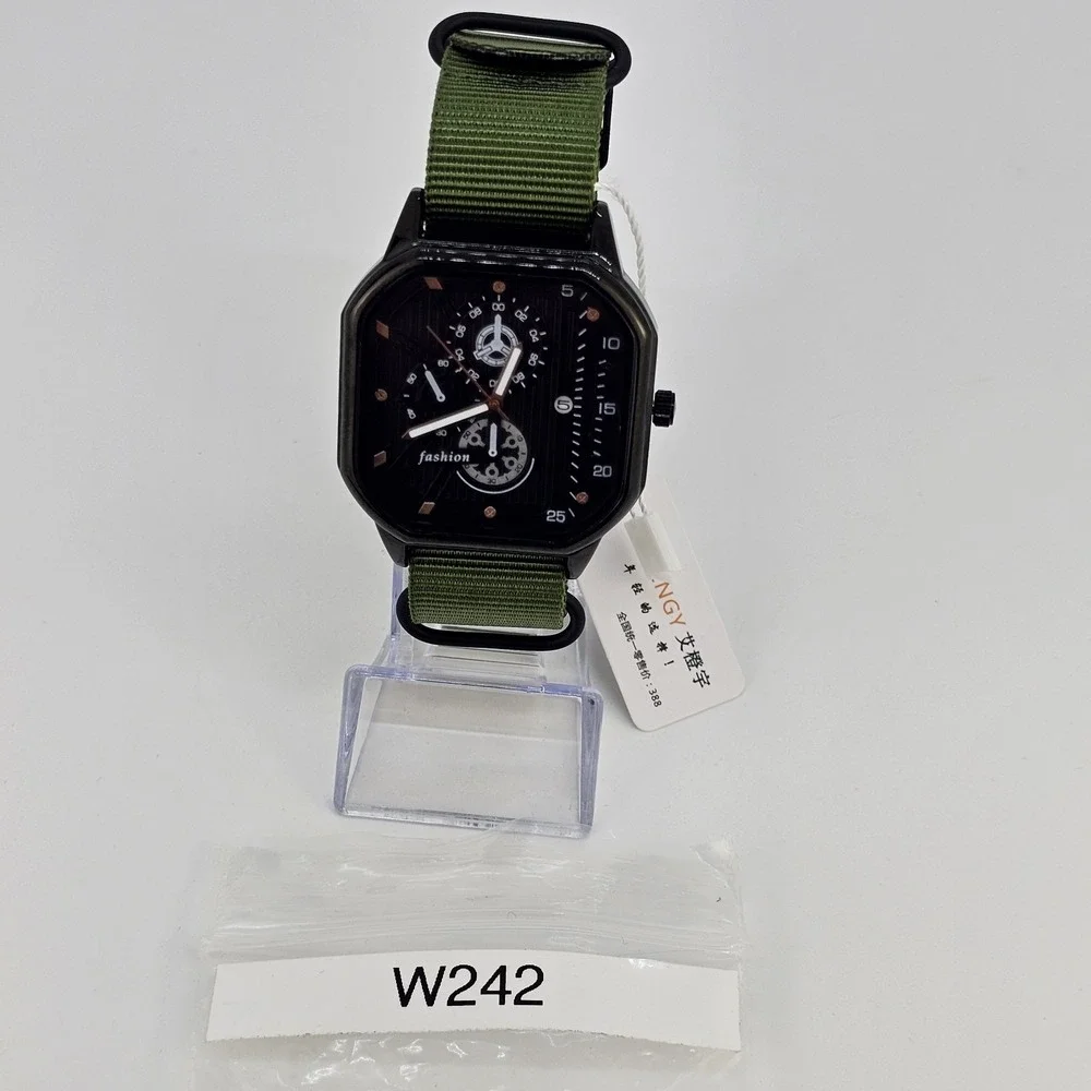 Men's Watch 42MM Black Dial Black Case‎ Date Army Green Canvas Band New Battery
